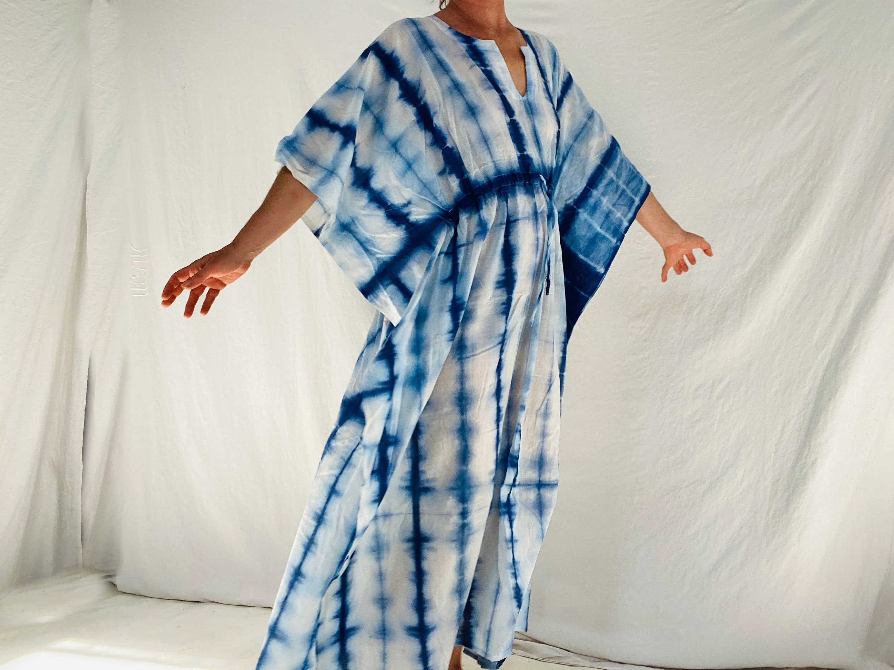 Block Print Caftan. Shibori Tie Dye. Indigo