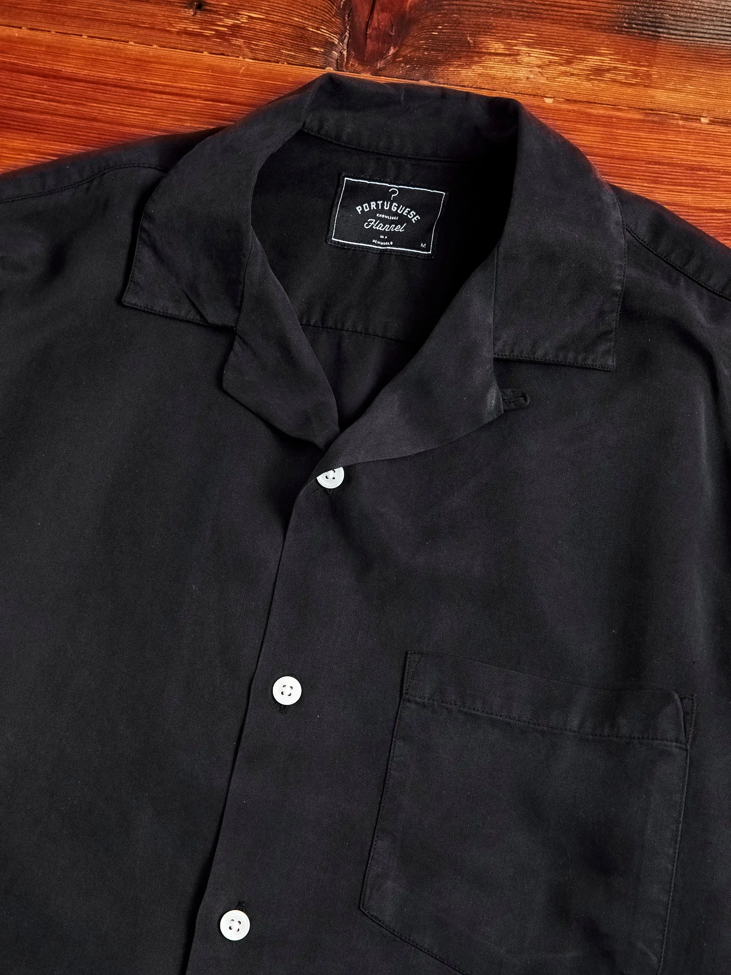 Dogtown Shirt in Black