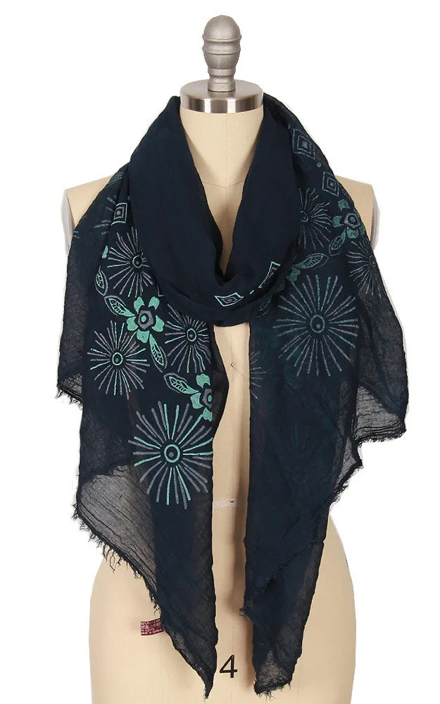 GPO549 Geometric Texture Print Scarf