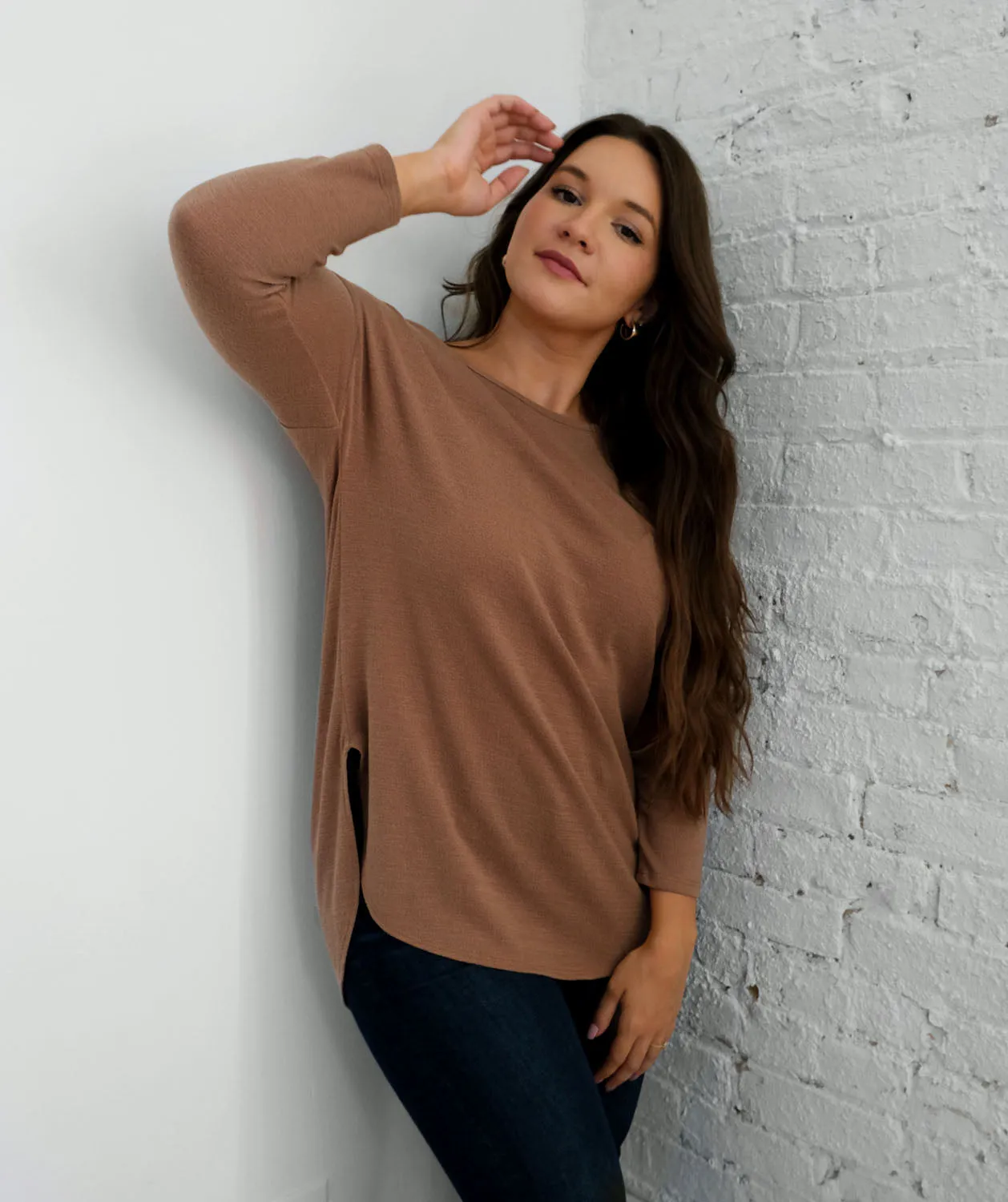 MAGNOLIA lightweight sweater tunic in Cognac
