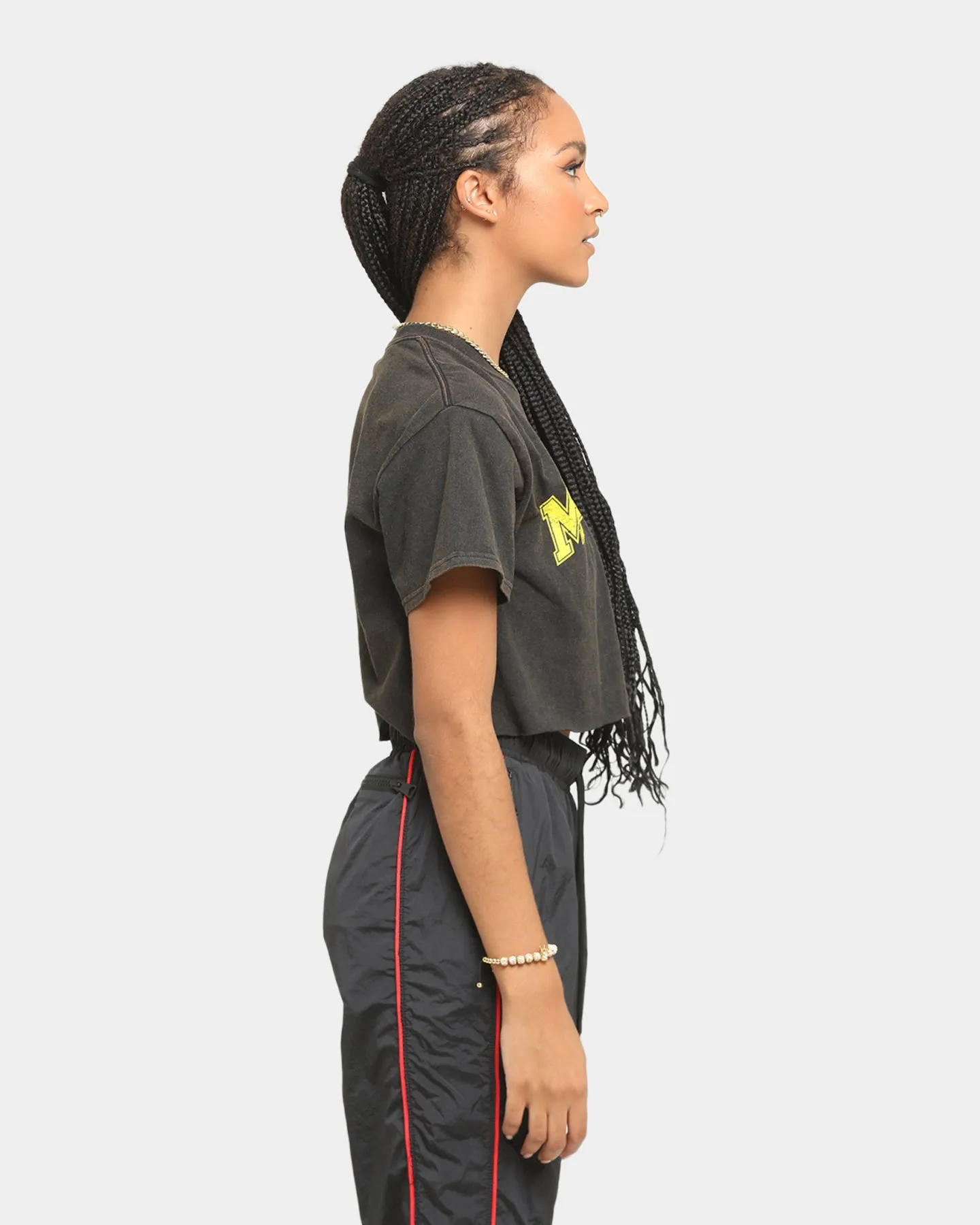 NATIONAL COLLEGIATE ATHLETIC ASSC Michigan Wolverines Vintage Arch Crop Black