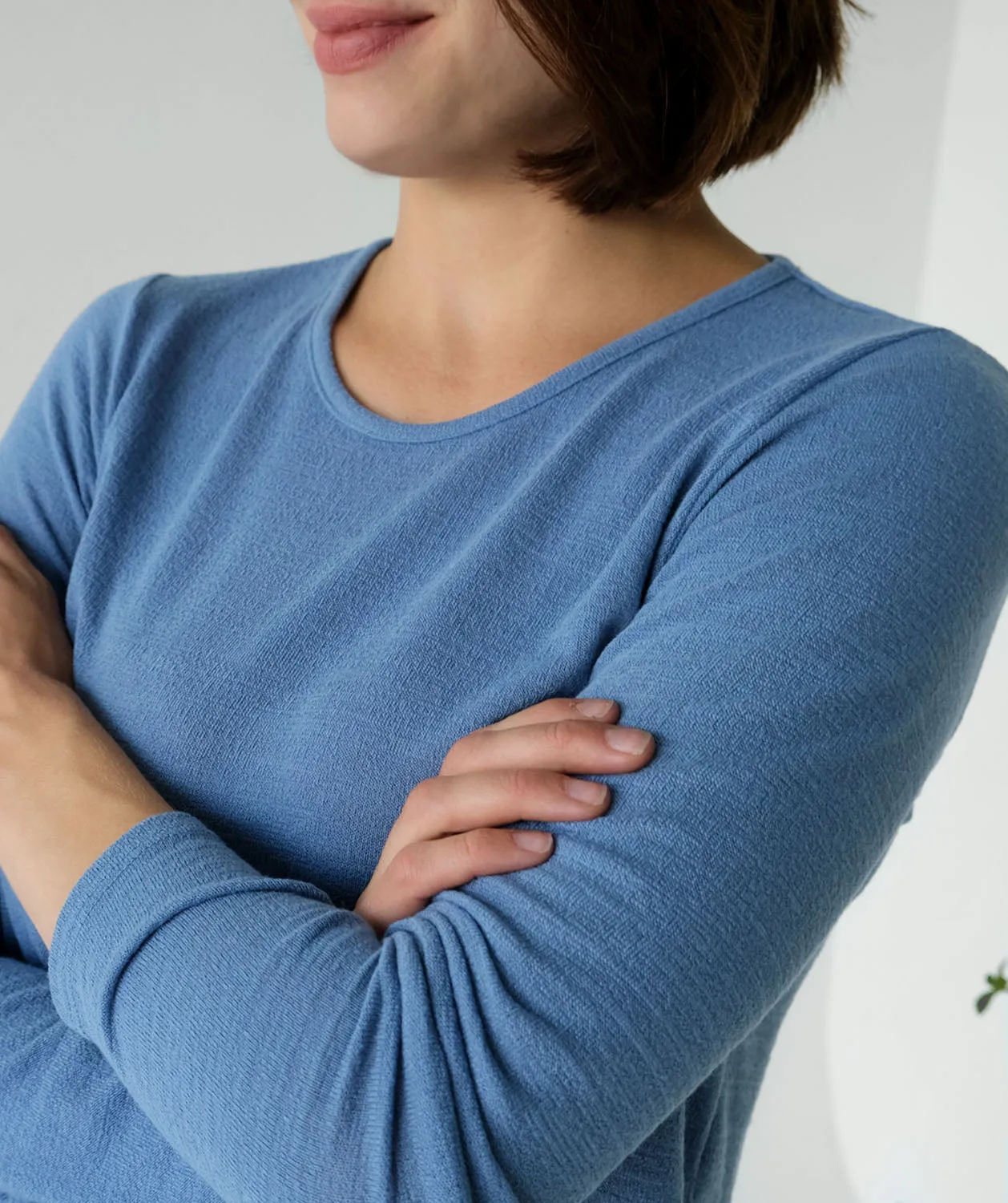 WINSLOW lightweight sweater top in Sky Blue