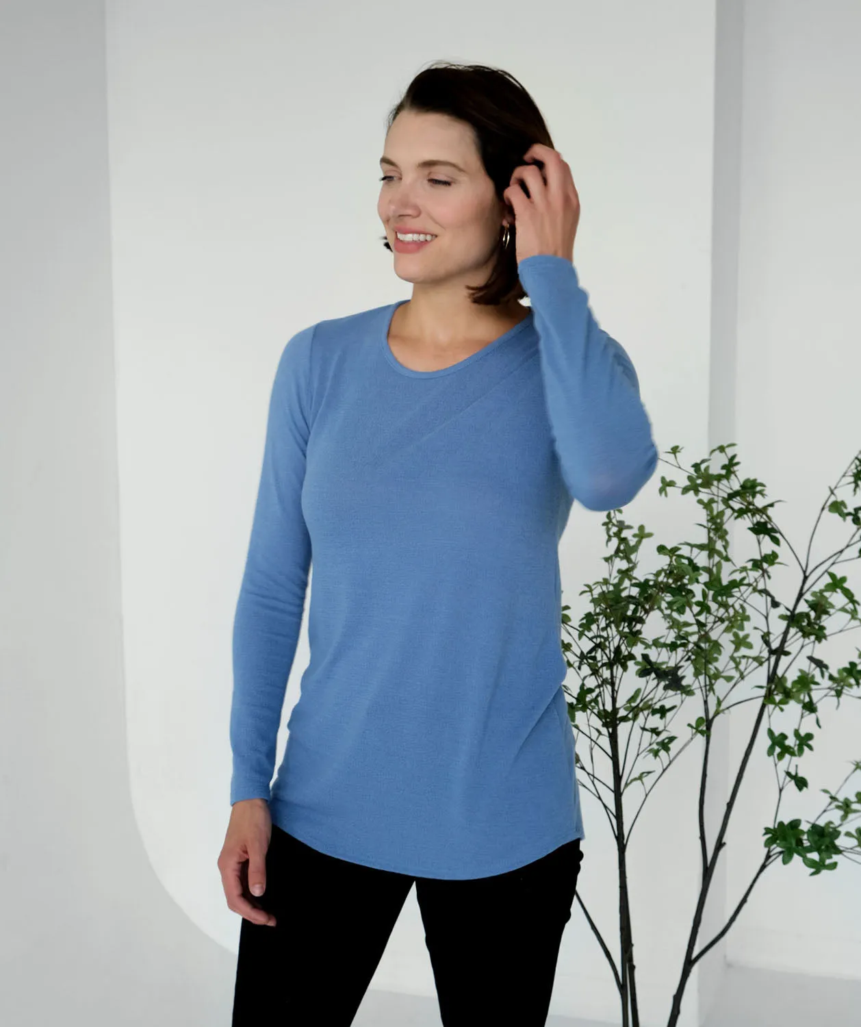 WINSLOW lightweight sweater top in Sky Blue
