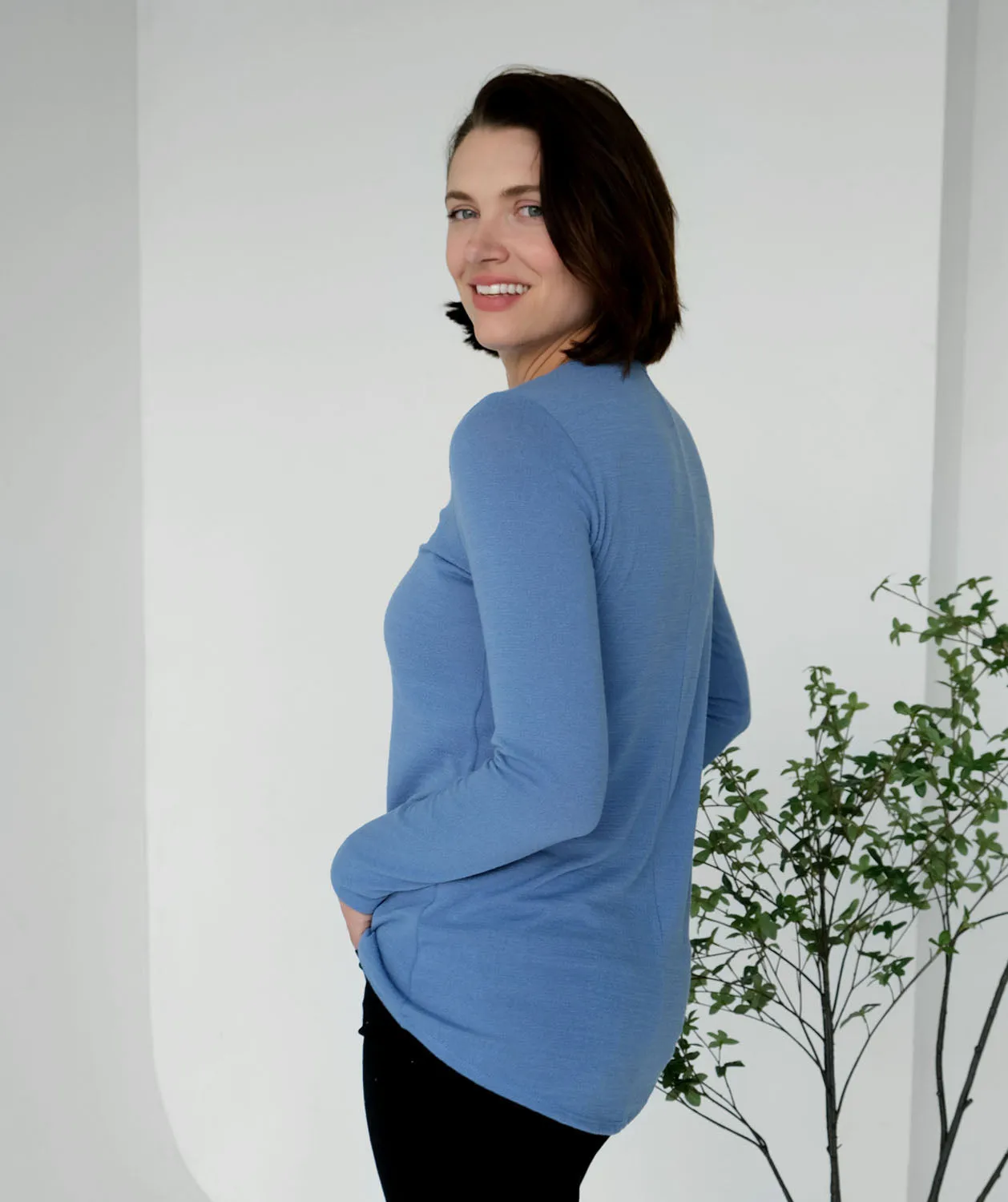 WINSLOW lightweight sweater top in Sky Blue